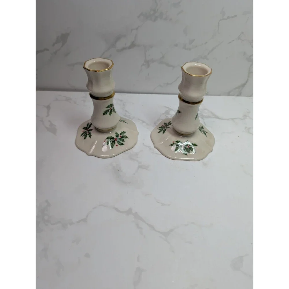 Lenox Holiday Candlesticks Pair Gold Trim USA Christmas Holly 4.5